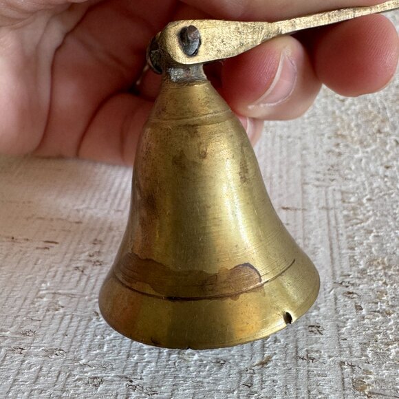 Simple Solid Brass Candle Snuffer with Bell - Picture 6 of 9